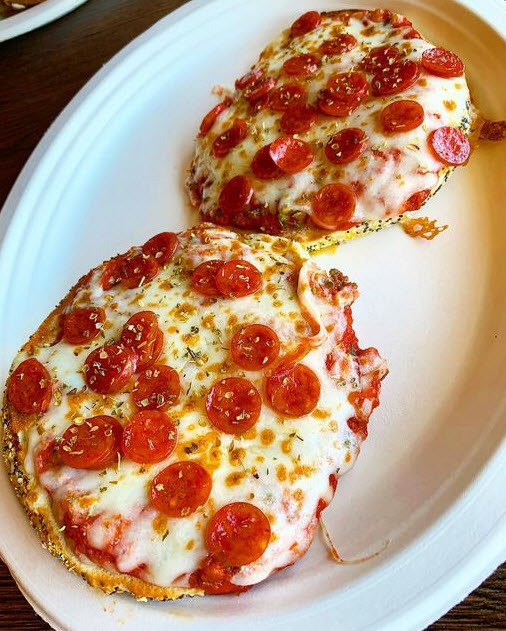  Breakfast Pizza Bagels