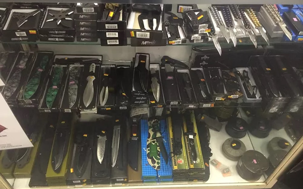 Knifes