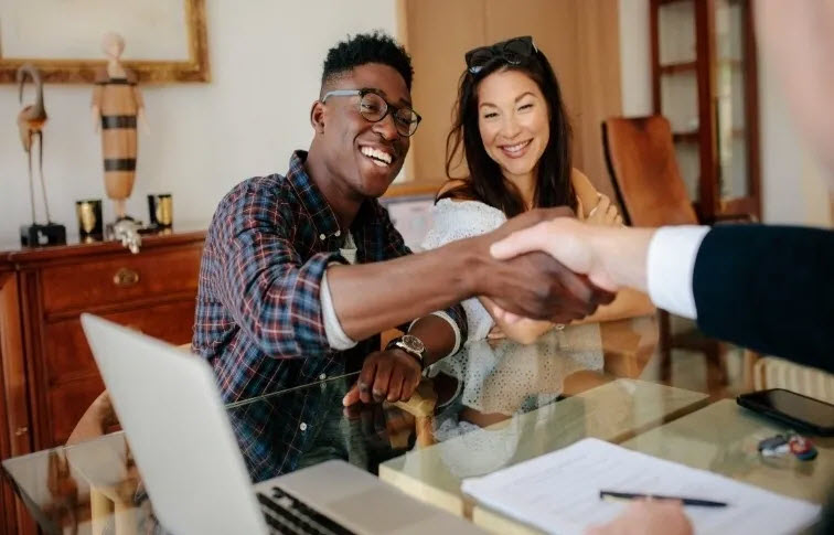 Pricing and Selling a Home