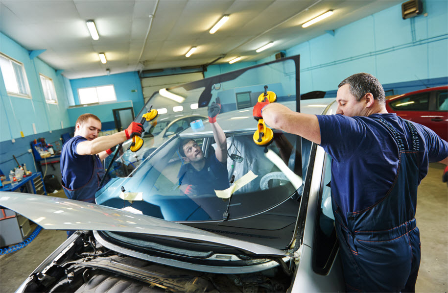 Automotive Glass Replacement