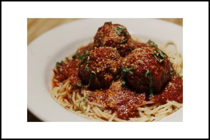 Spaghetti & Meatballs