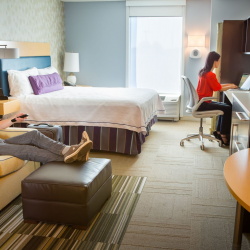 Rooms & Suites