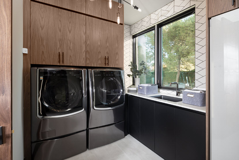 Laundry Room Cabinetry 
