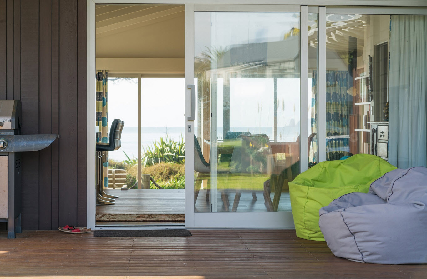  Custom Glass Solutions