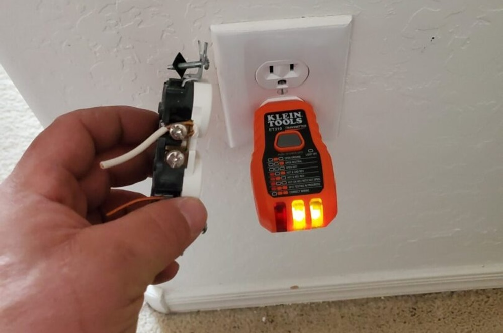 Security Lighting and Specialty Outlets