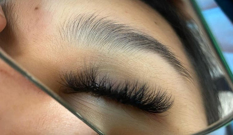 Hybrid Eyelash Extension