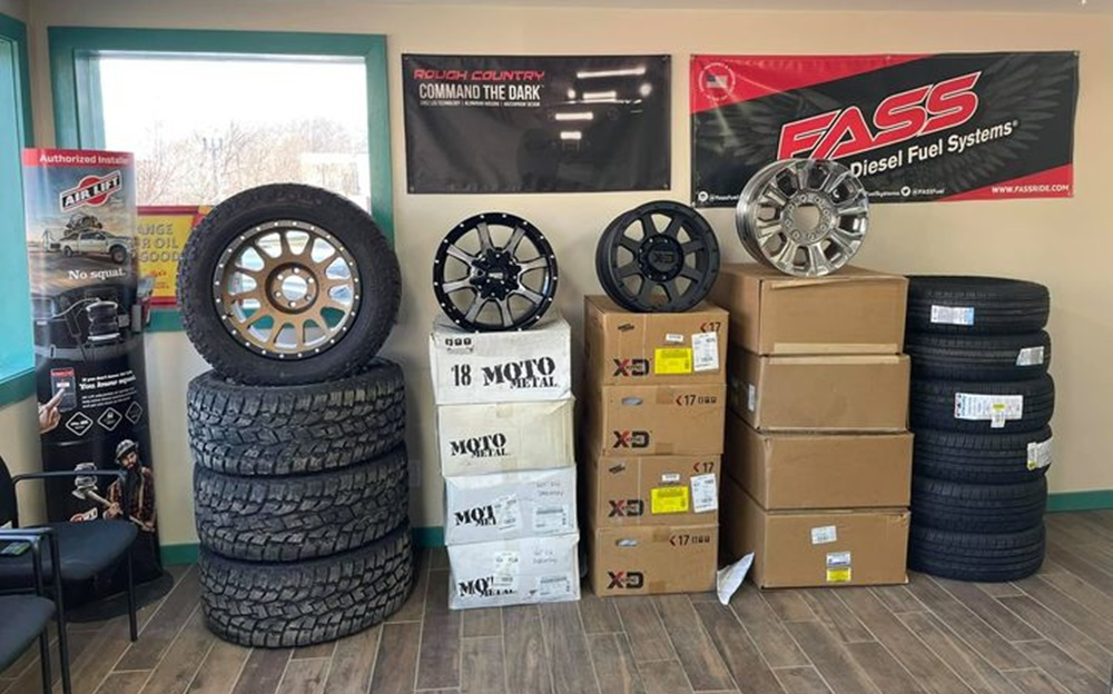 Custom Wheel/Tire