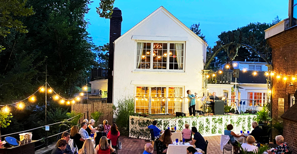 Brookside Cabaret