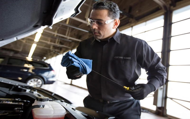 Schedule Buick Or GMC Oil Change Near Phoenix, AZ