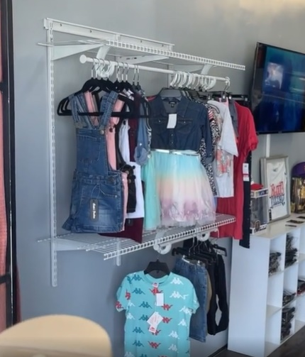 Kid's Clothes 