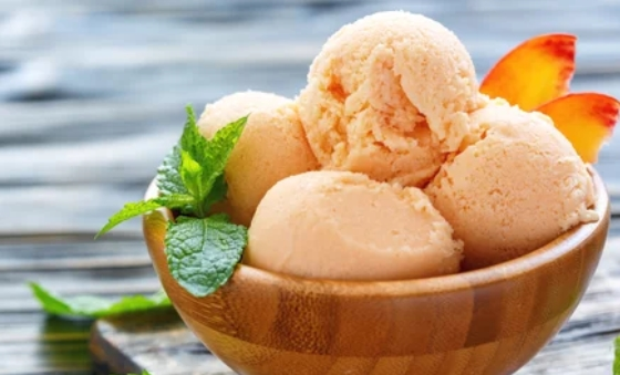 Fresh Peach Ice Cream
