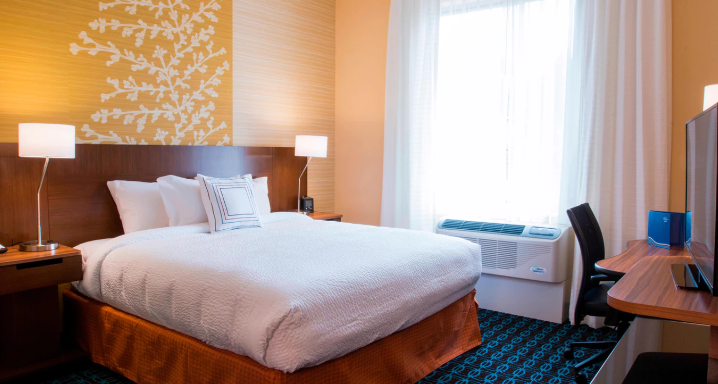 1 King Guest Room