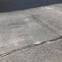 Asphalt Sealing & Stripping - Commercial
