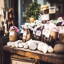 Traditional and Hybrid products