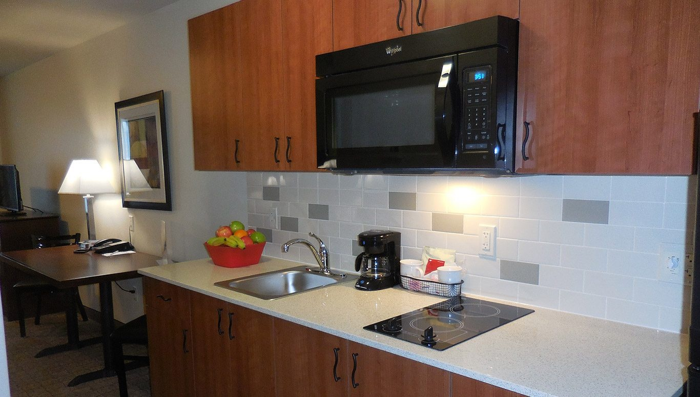 Full Kitchen Suites 