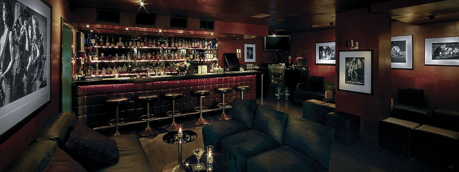 Bar 1200