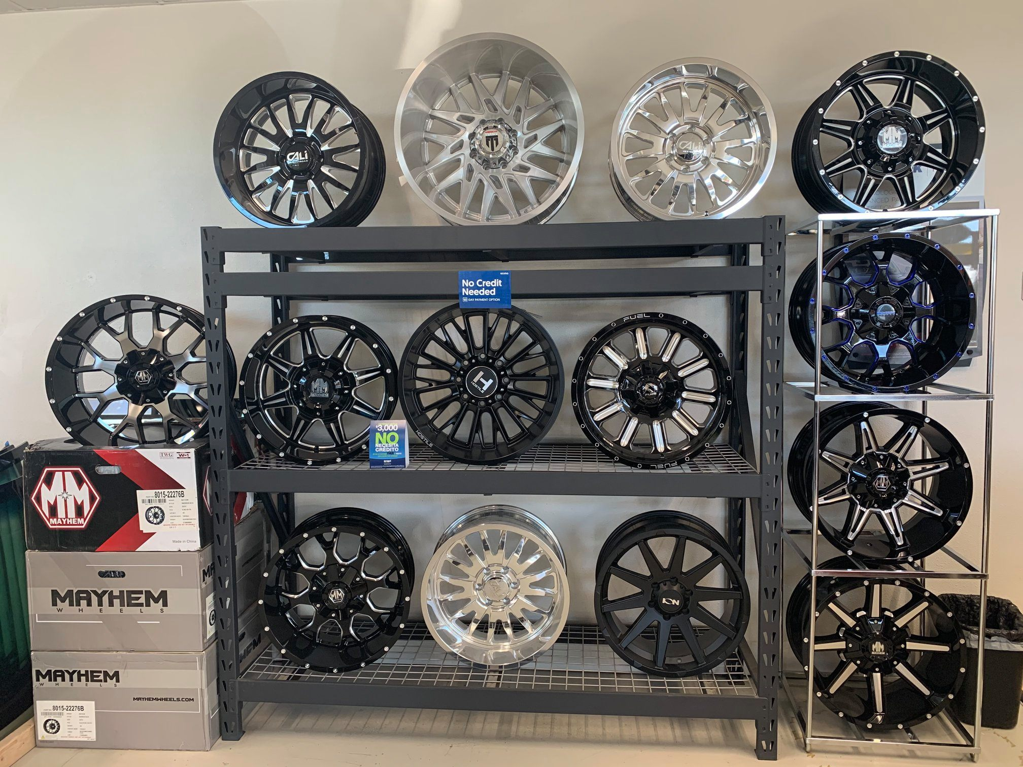 Wheels, Tires & Accessories