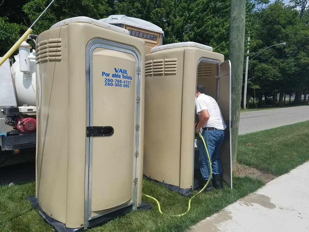 Portable Toilet with Flush and Sink