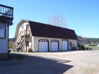 Garage / Workshop