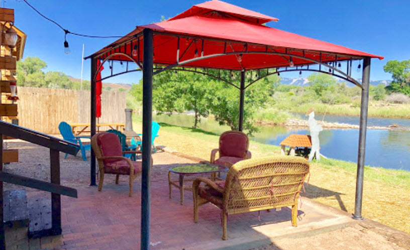 Outdoor Dining Area