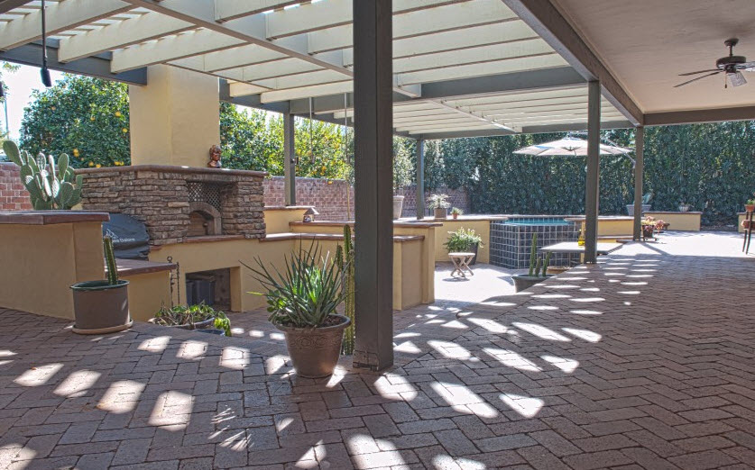 Fireplaces and Fire Pits