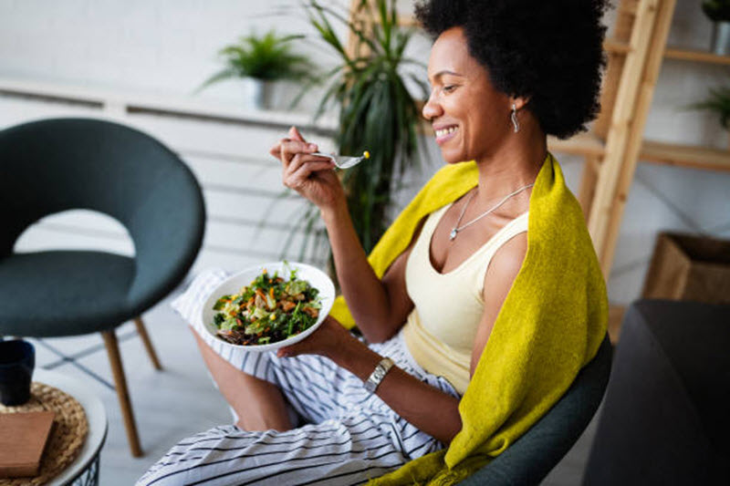 Eat Well When Eating Out