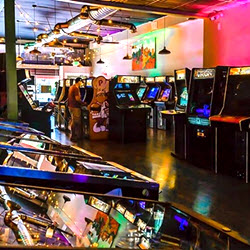 Billiards & Arcade