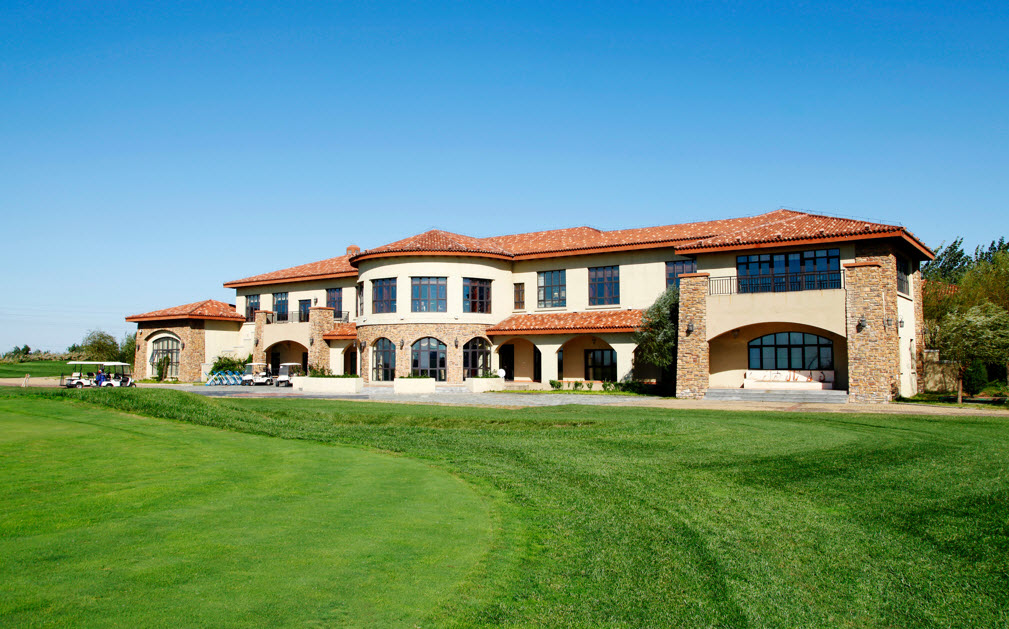 Club House / Leasing Office 