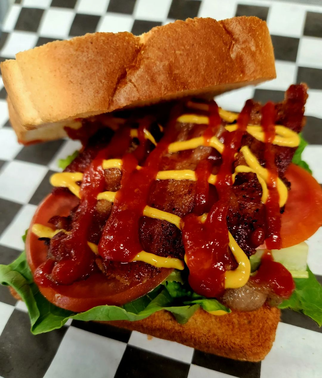 BLT with Chili Sriracha and Mustard Sauces