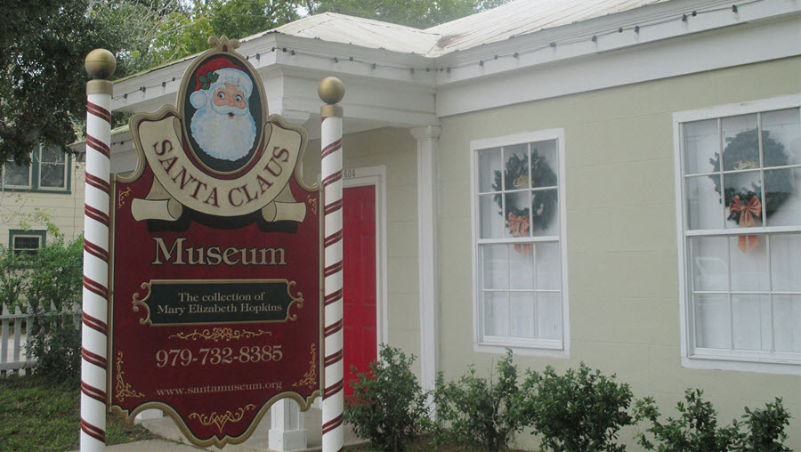 Tours Of Santa Claus Museum