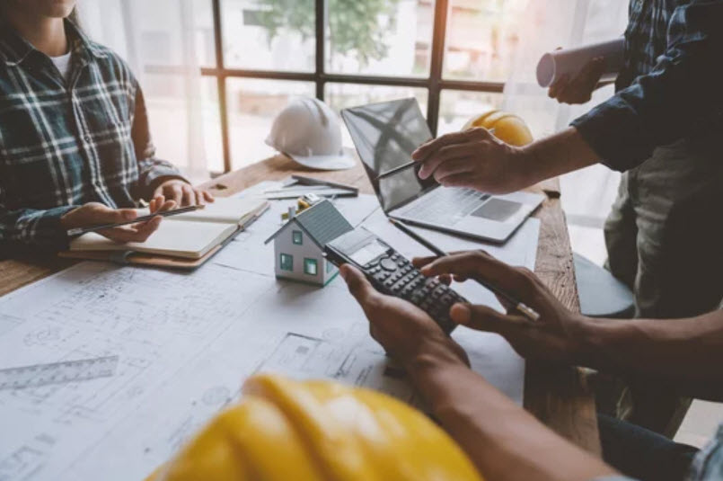 On-Site Management & Technical Support