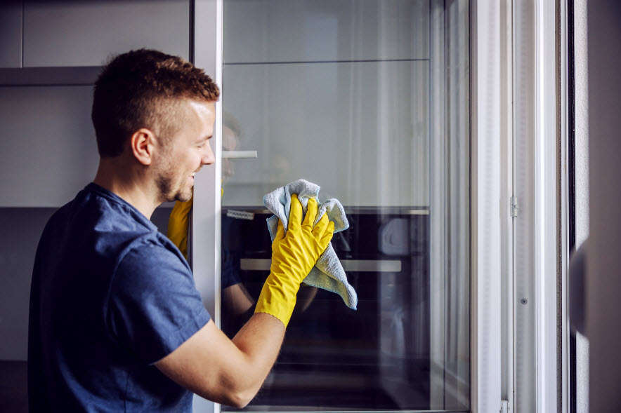 Window and Glass Cleaning