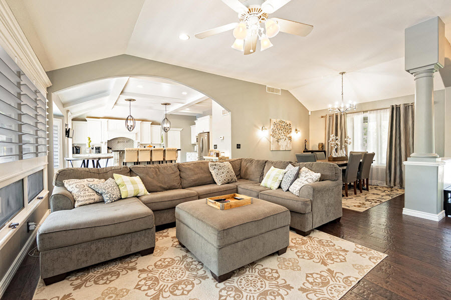 Luxury Home Specialist