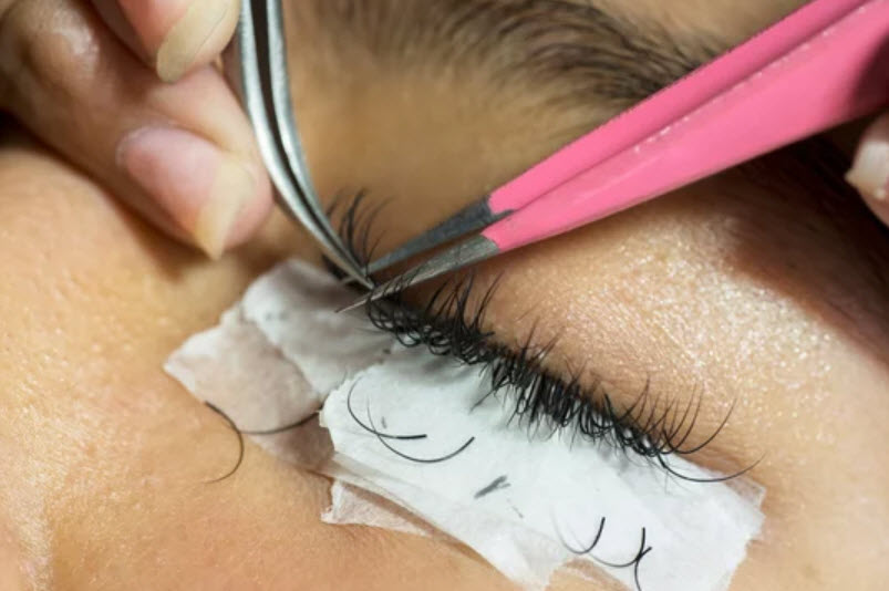 Lash Removal and Maintenance