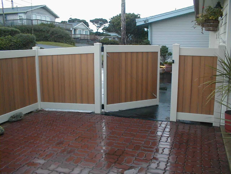 Vinyl Fencing