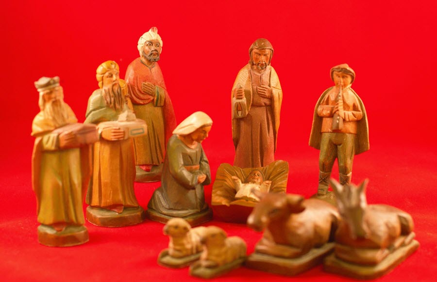 Figurines