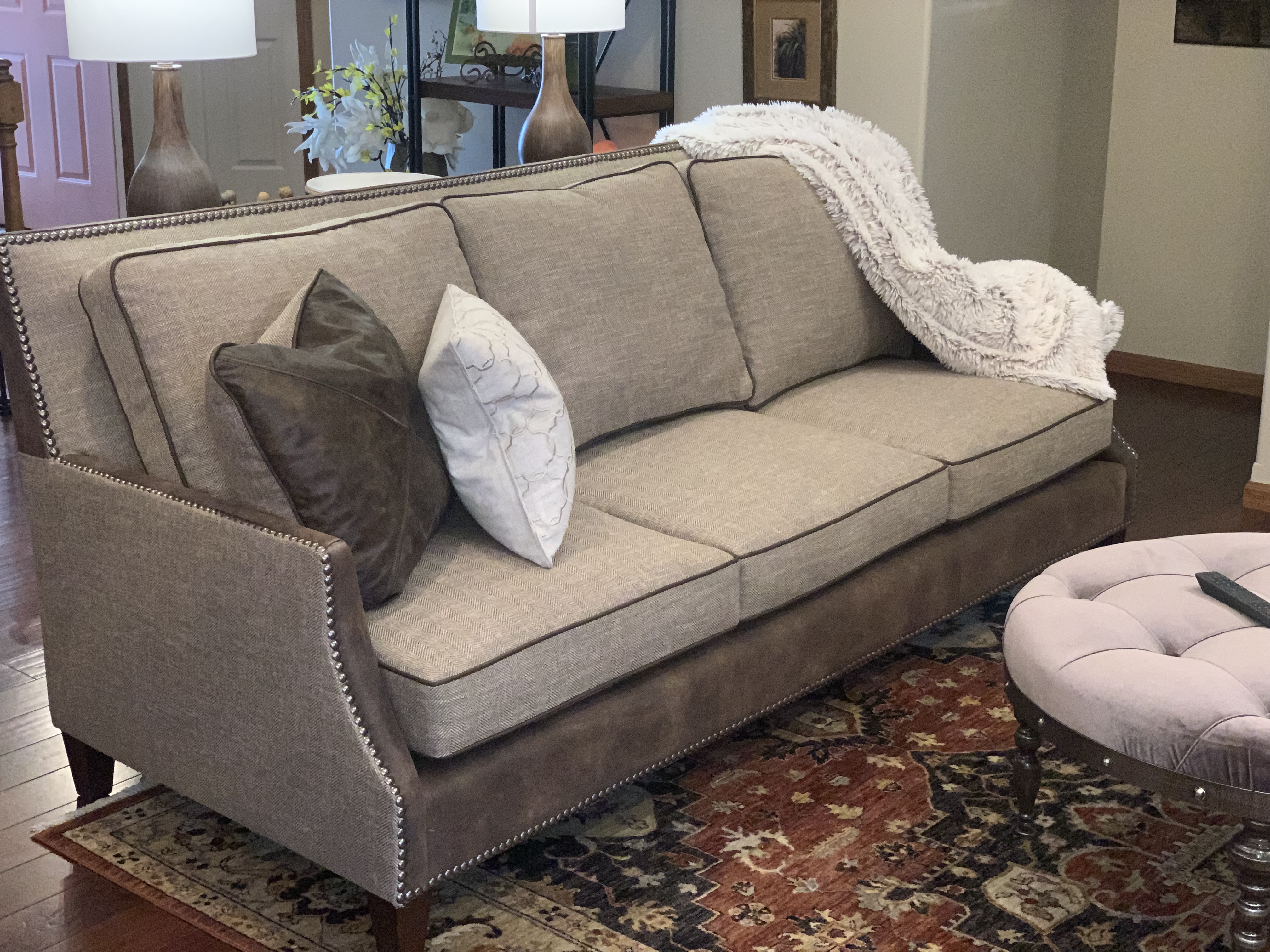 Custom Furniture & Reupholstering Services 