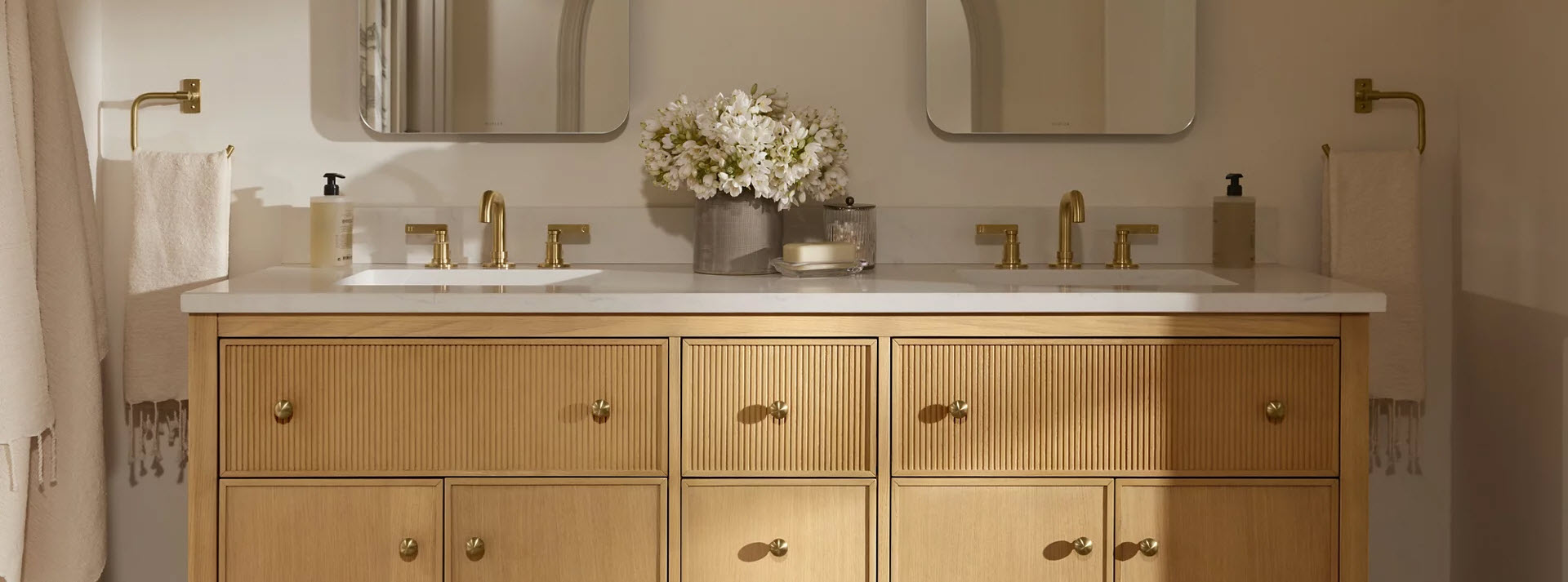 Malin™ Vanity Collection
