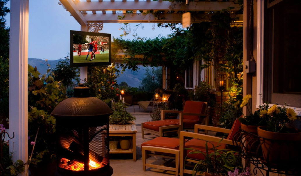 Outdoor Entertainment