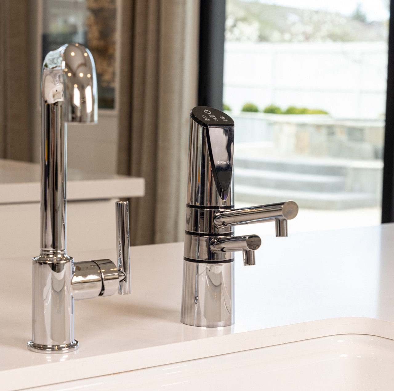 Delphi H2 Undersink Water Ionizer (Chrome)