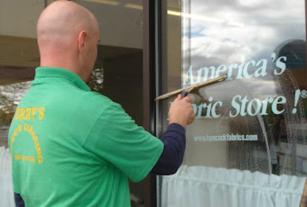 Mirrored Surface Cleaning