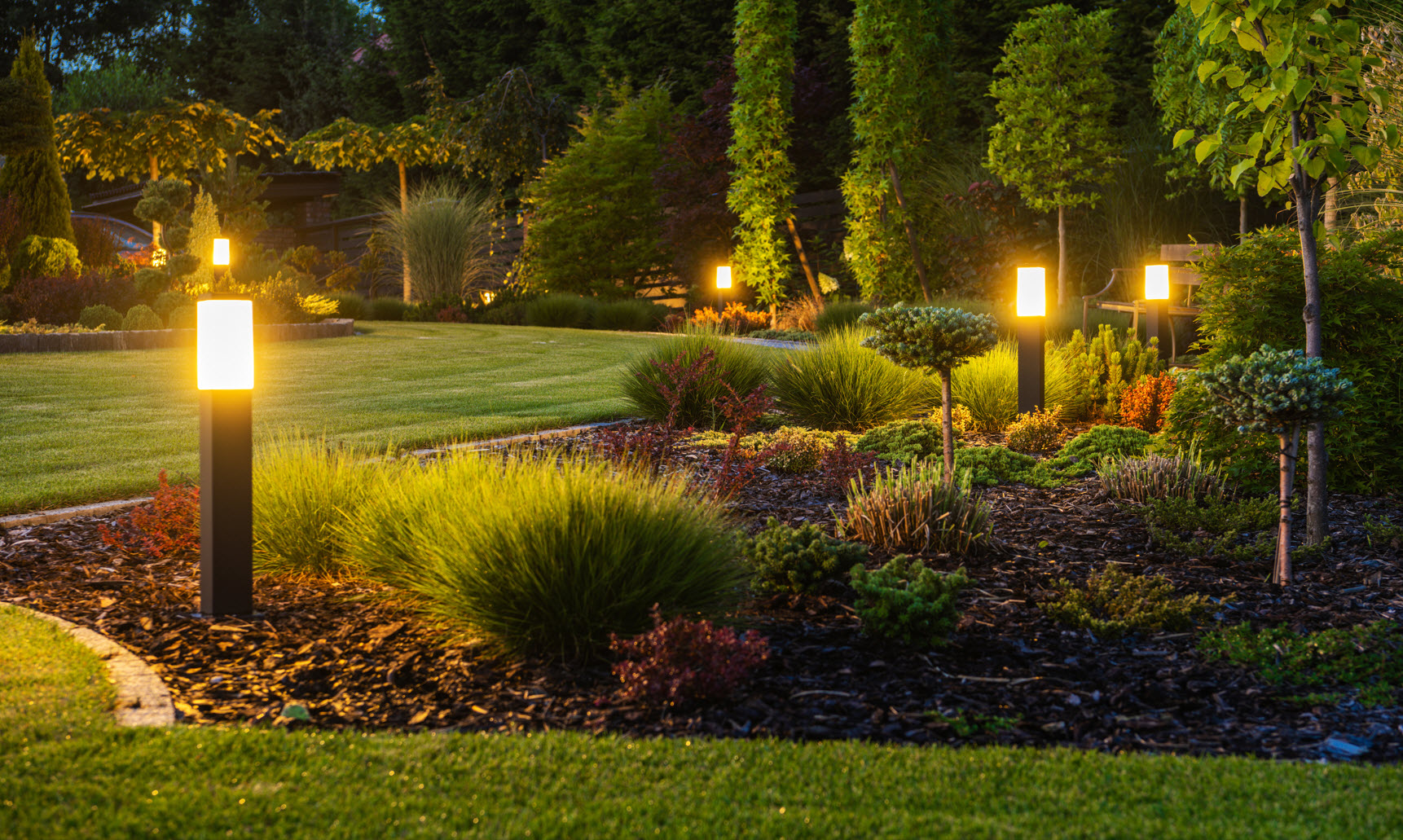 Outdoor Lighting Design and Installation