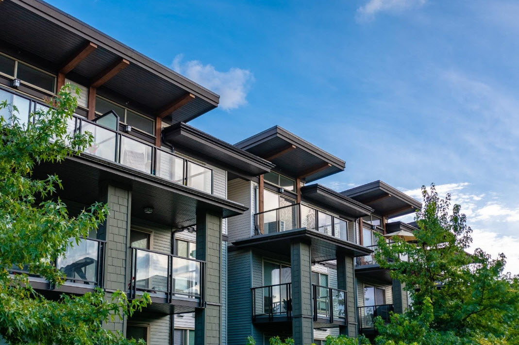 Condos & Townhomes