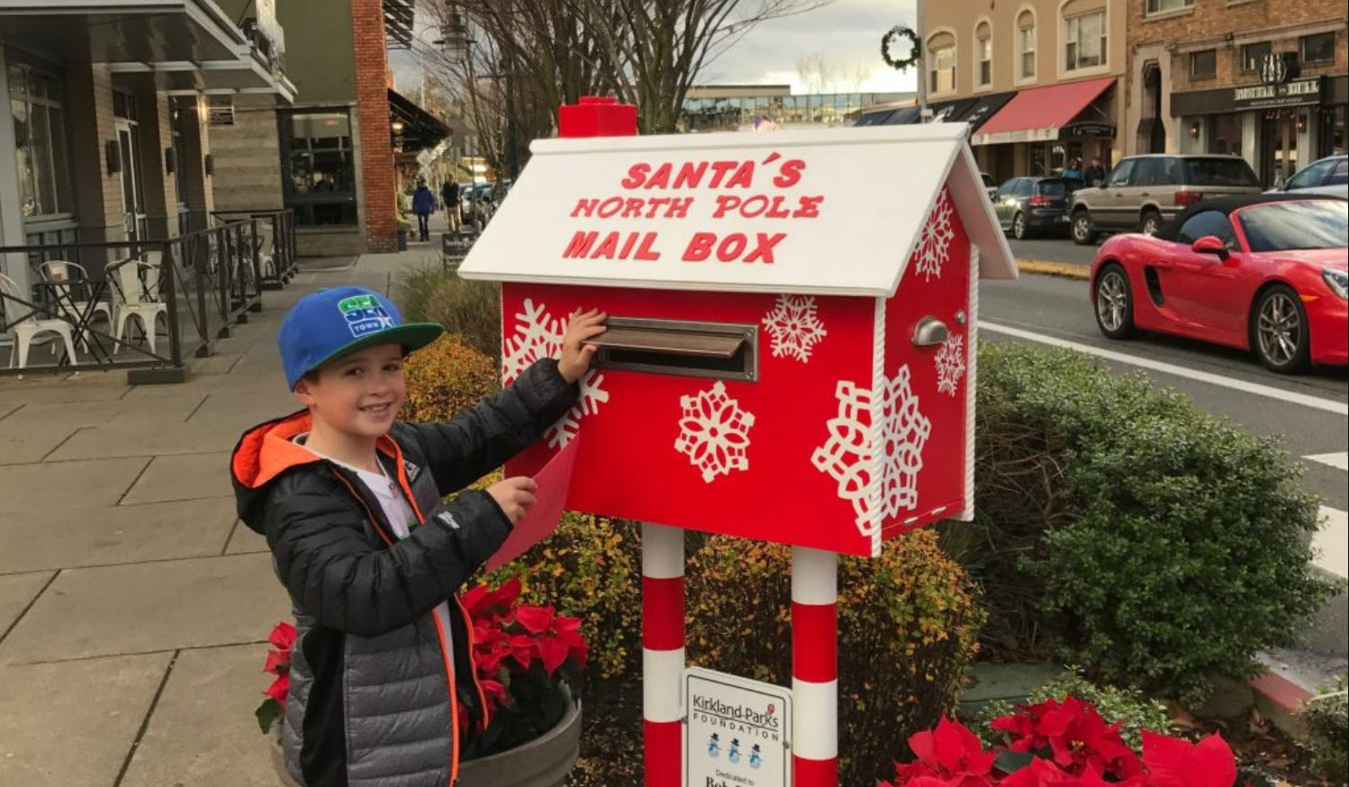 Santa’s Mailbox 2022