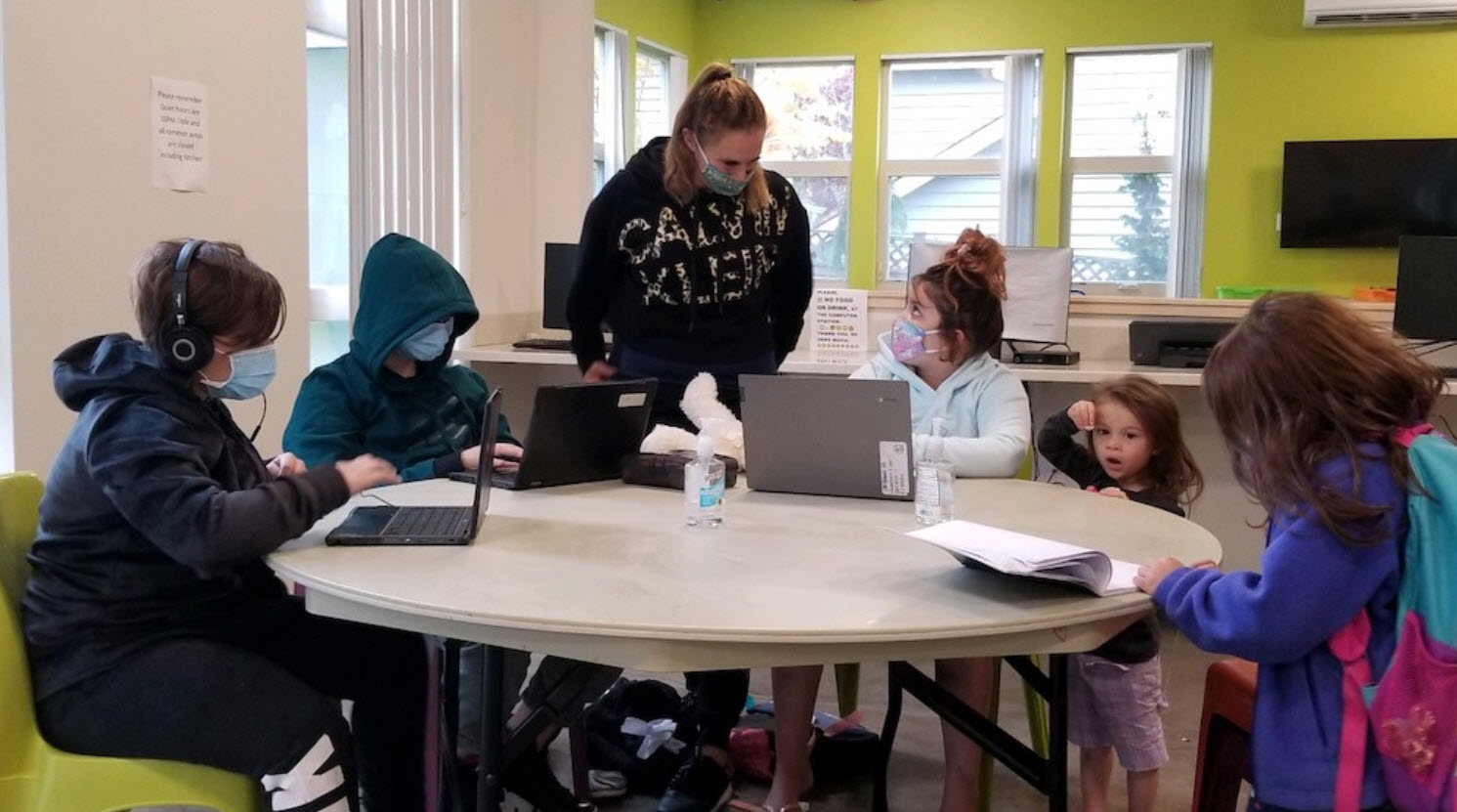 Remote Learning Support for Students Experiencing Homelessness