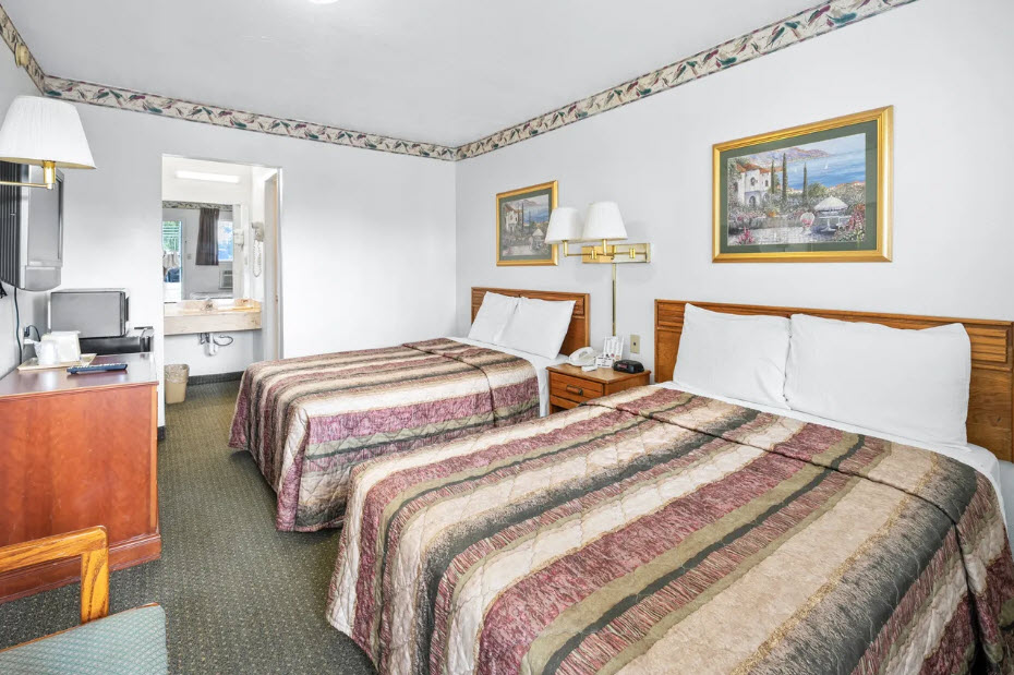 Friendship Inn Hotel