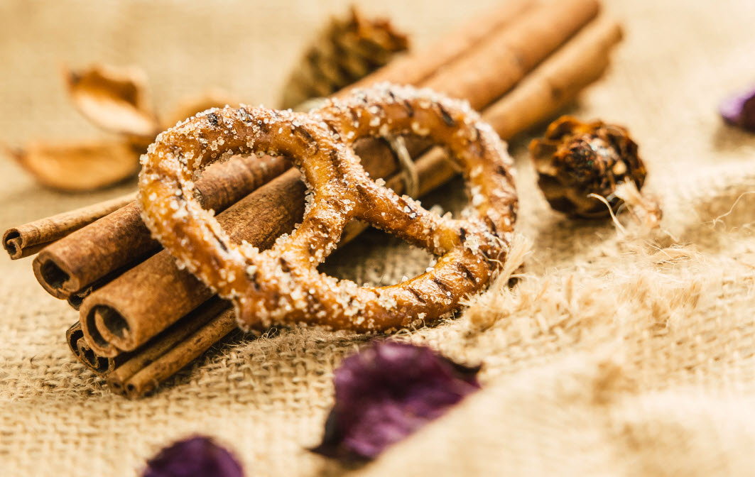 Honey Cinnamon Pretzels